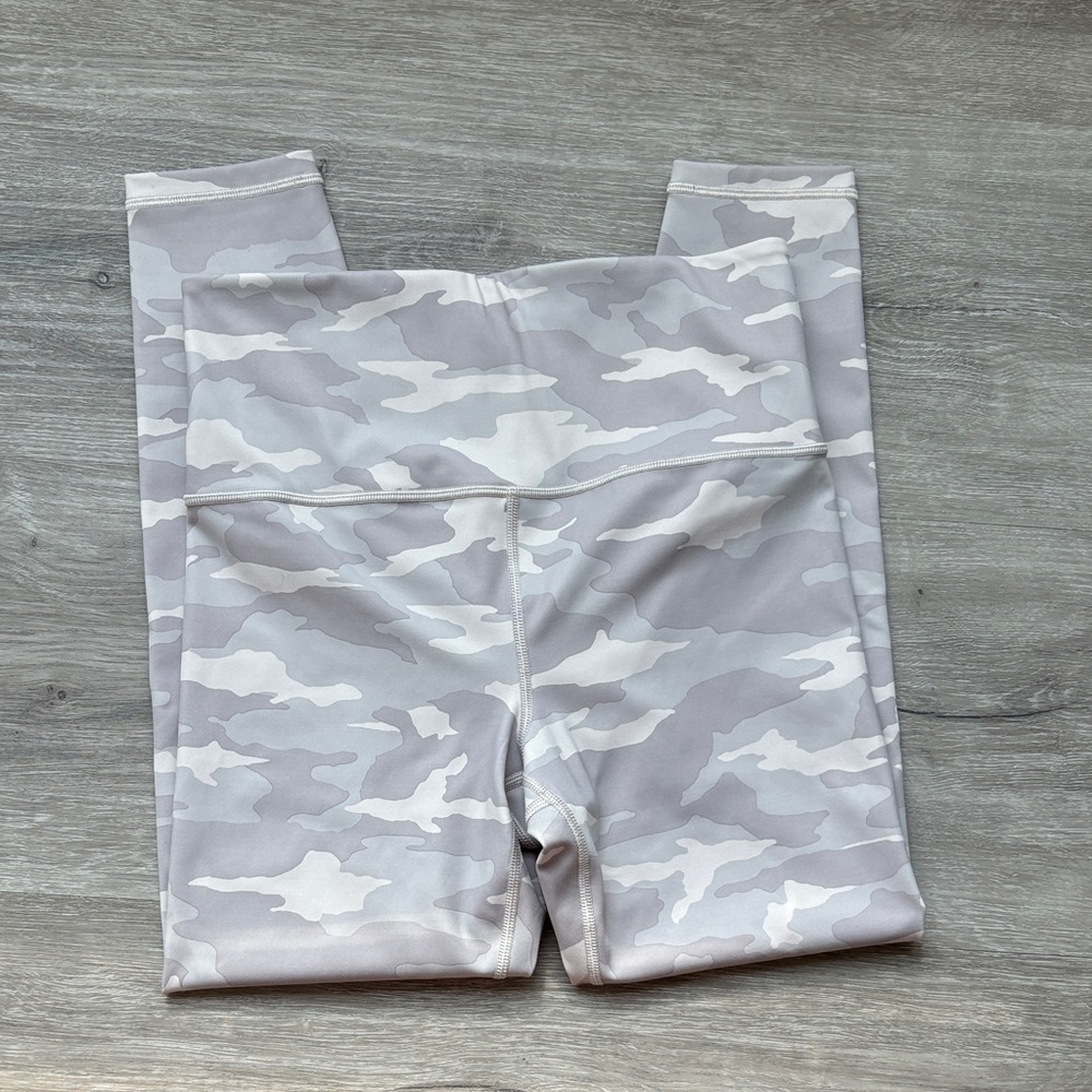 Athleta Elation 7/8 tight Camo